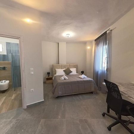 Sidus Condos 韦里亚 外观 照片